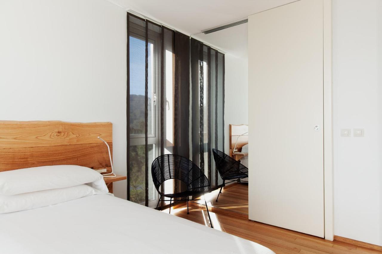 Hotel A Miranda Feas Bagian luar foto
